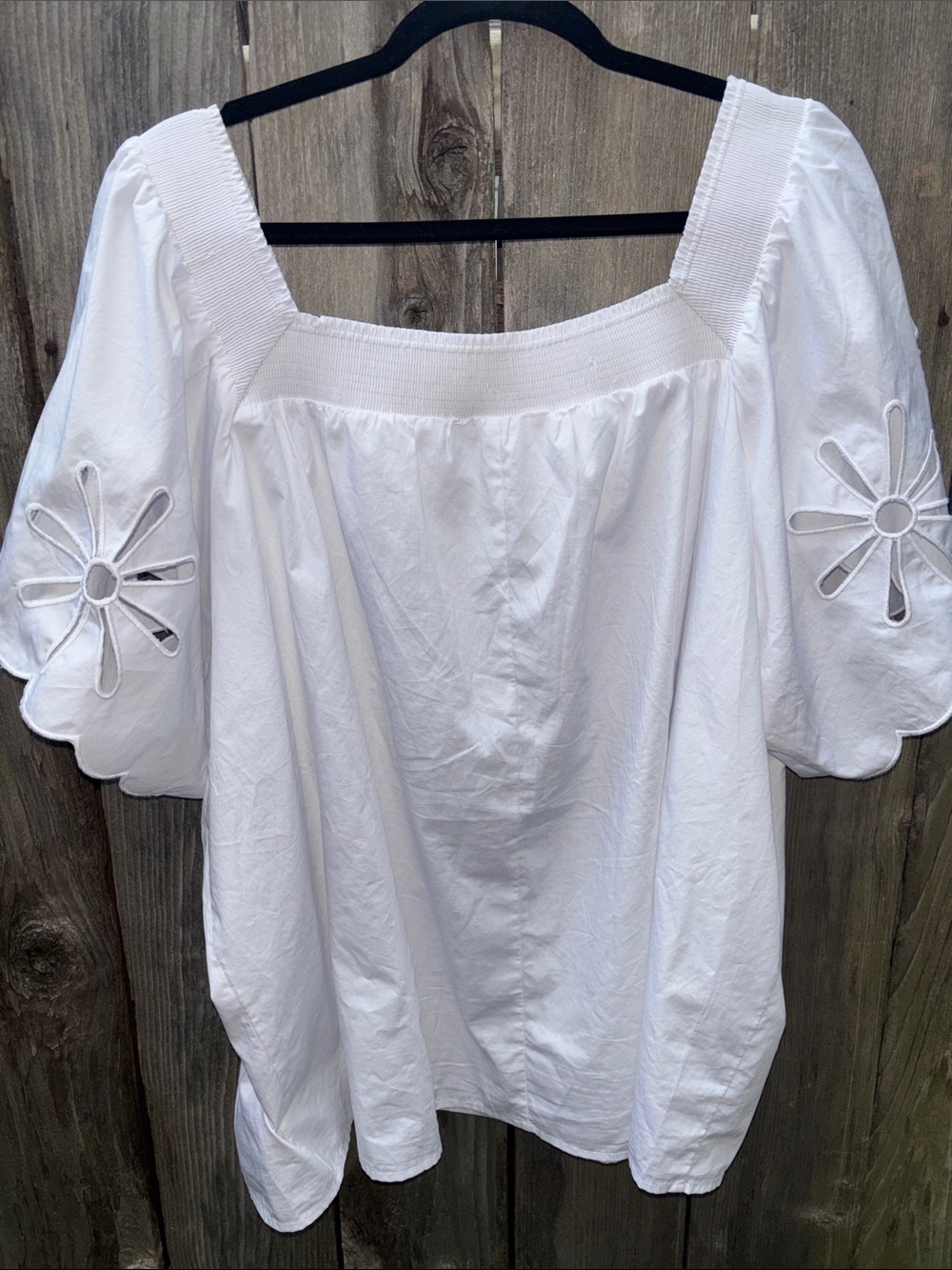 Jodifl Chic Feminine White Top Blouse Laser Floral Bell Women’s Plus 3X NWOT - Picture 7 of 7